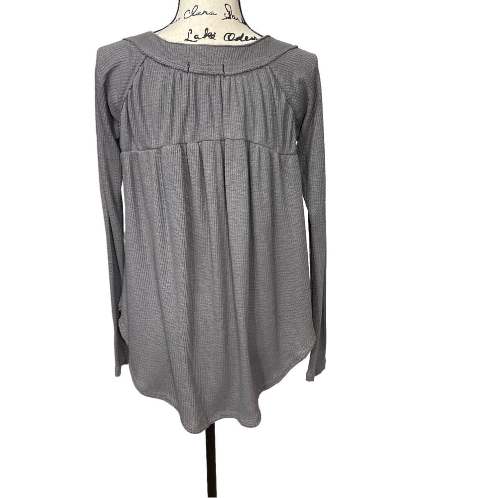 Free People We The Free Must Have Henley Top Tee Gray Size Small - Picture 10 of 12
